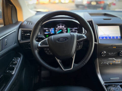 2020 Ford Edge