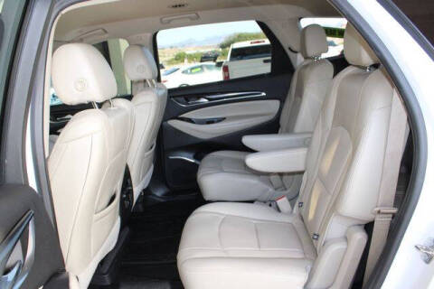 2020 Buick Enclave Essence