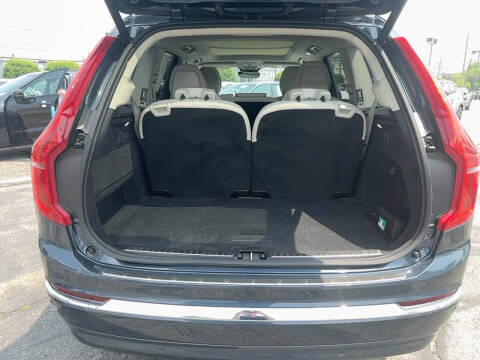 2024 Volvo XC90 B5 Core Bright Theme