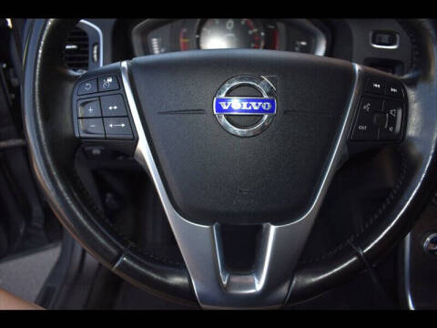 2016 Volvo S60 Cross Country T5 Platinum