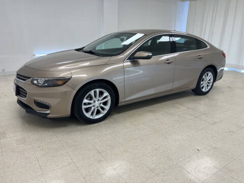 2018 Chevrolet Malibu for sale at Kerns Ford Lincoln in Celina OH