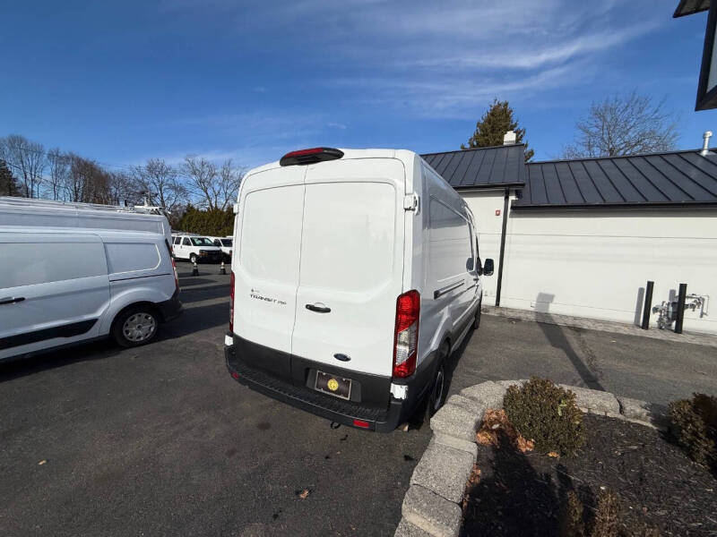 2023 Ford Transit 250