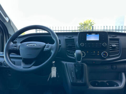 2025 Ford Transit