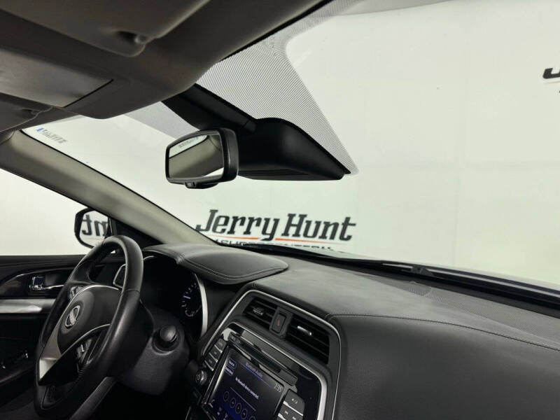 2023 Nissan Maxima 3.5 SV