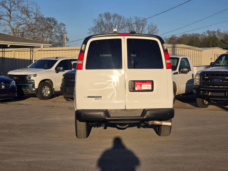 2016 Chevrolet Express 2500