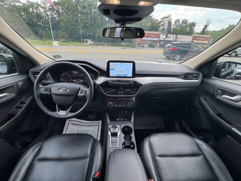 2020 Ford Escape SEL