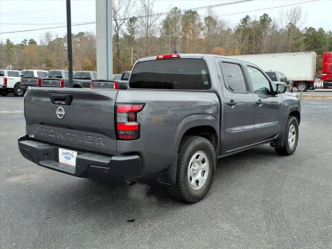 2022 Nissan Frontier S
