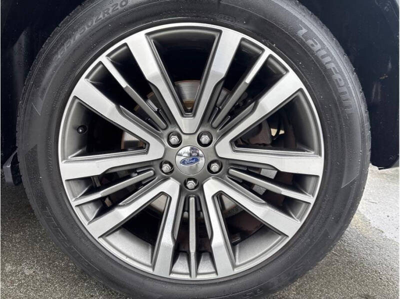 2017 Ford Explorer Platinum