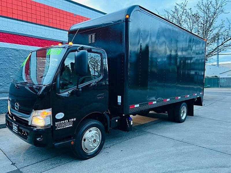 2016 Hino 195