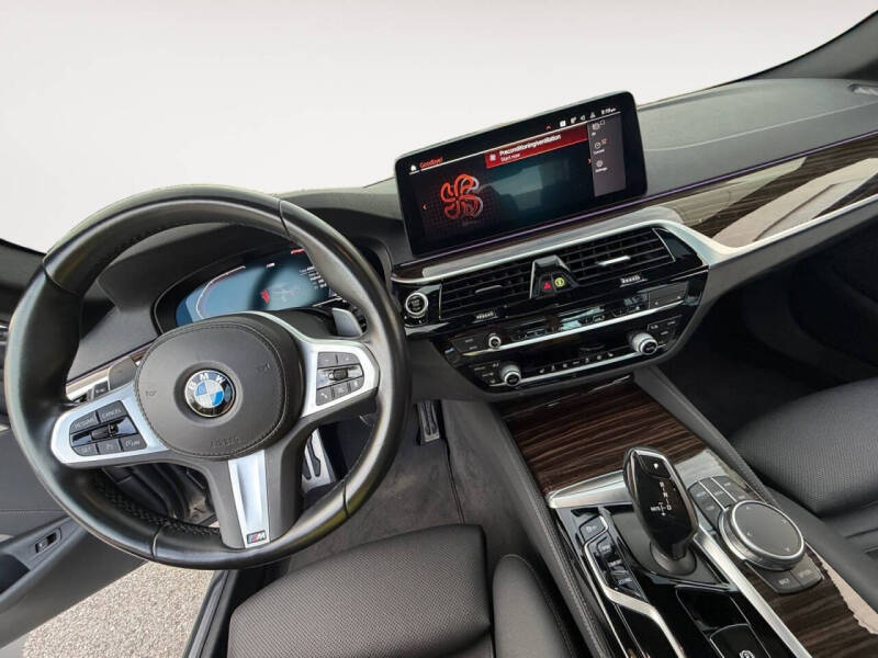 2022 BMW 5 Series 540i