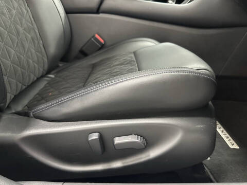 2017 Nissan Maxima 3.5 SR