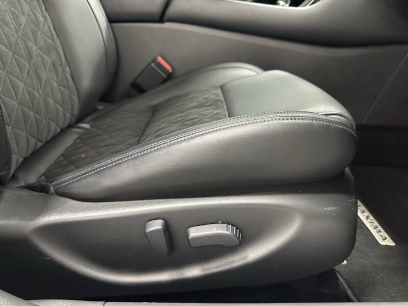 2017 Nissan Maxima 3.5 SR