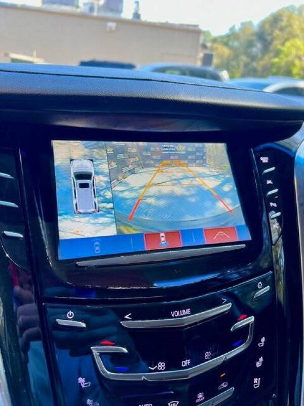 2017 Cadillac Escalade ESV Premium Luxury