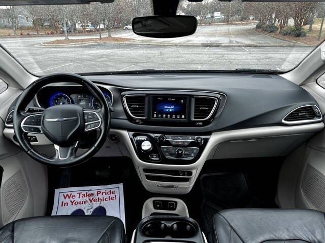 2020 Chrysler Pacifica Touring L