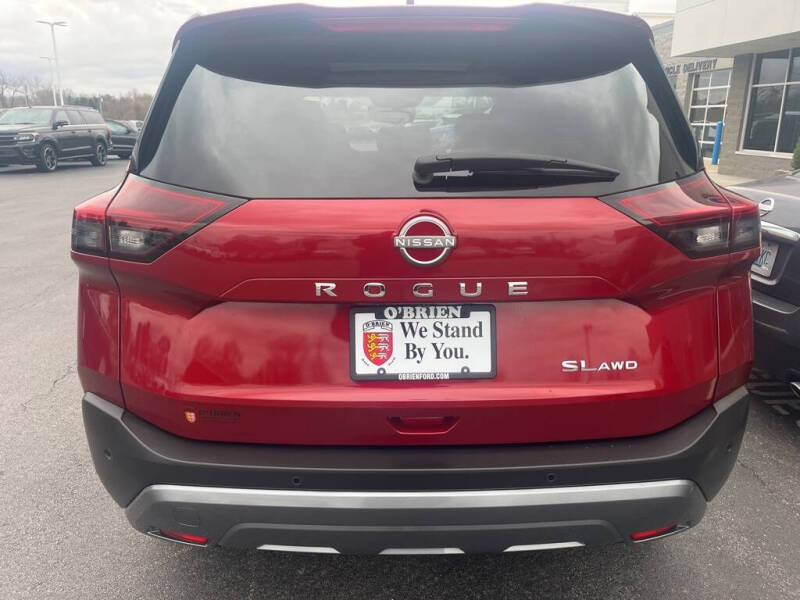 2023 Nissan Rogue SL