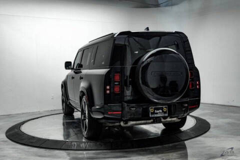 2024 Land Rover Defender 130 P400 X-Dynamic SE