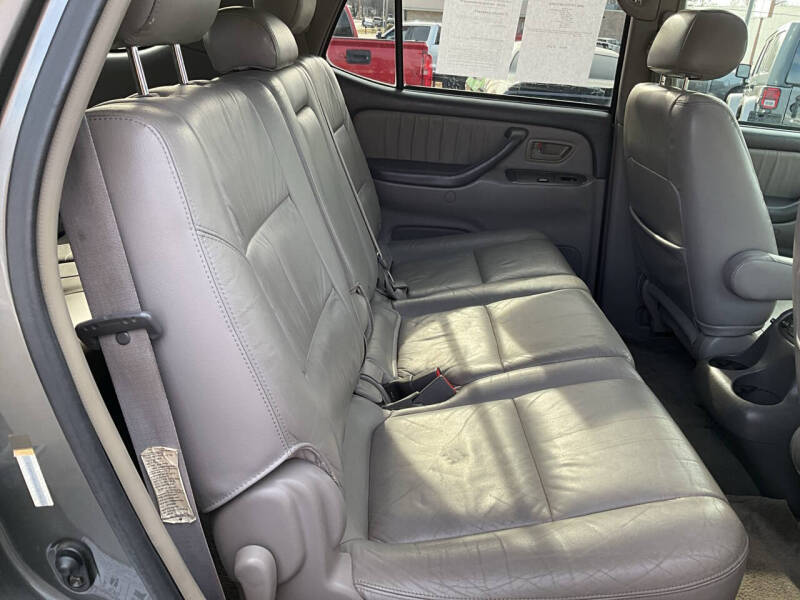2004 Toyota Sequoia Limited