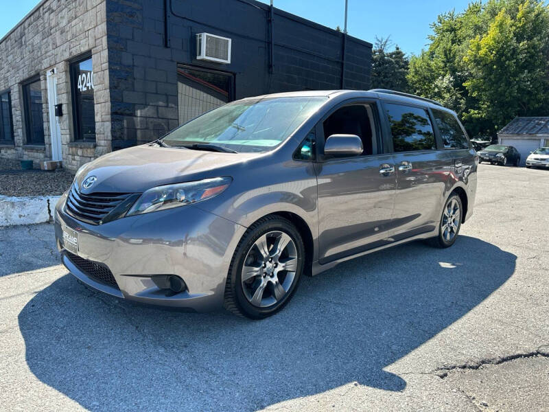 2015 Toyota Sienna for sale at Efkamp Auto Sales on 2nd in Des Moines IA