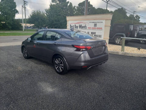 2024 Nissan Versa SV