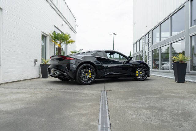 2025 Lotus Emira V6 Base