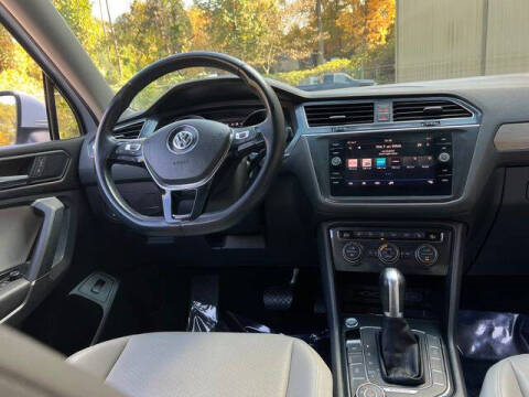 2018 Volkswagen Tiguan 2.0T SEL 4Motion