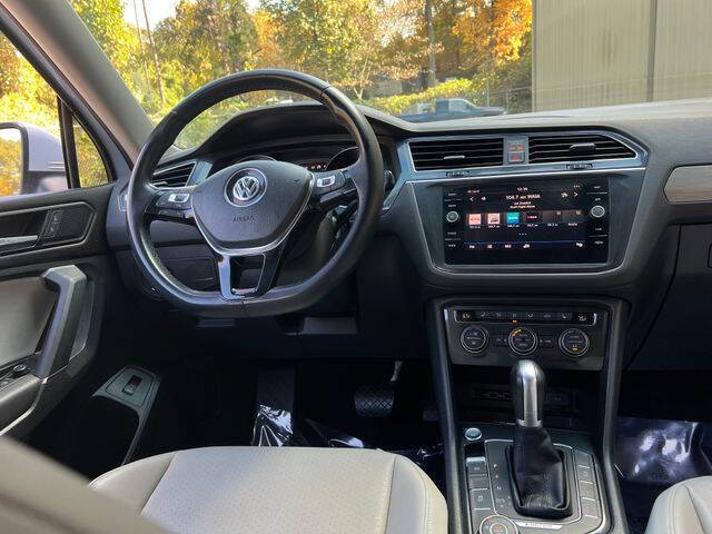 2018 Volkswagen Tiguan 2.0T SEL 4Motion