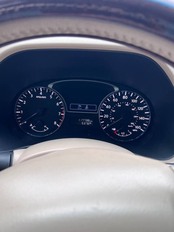 2014 Nissan Pathfinder SL