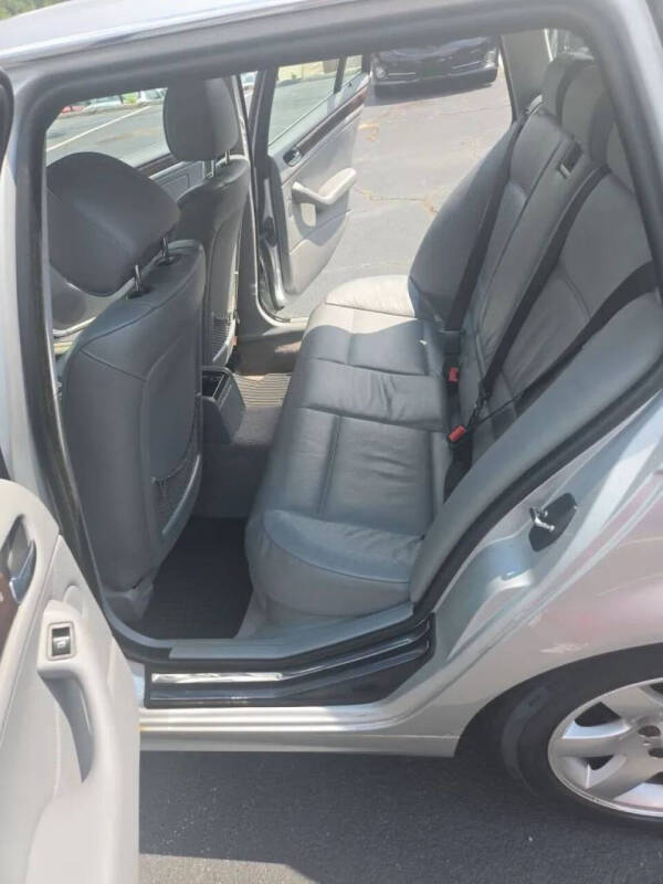 2002 BMW 3 Series 325xi