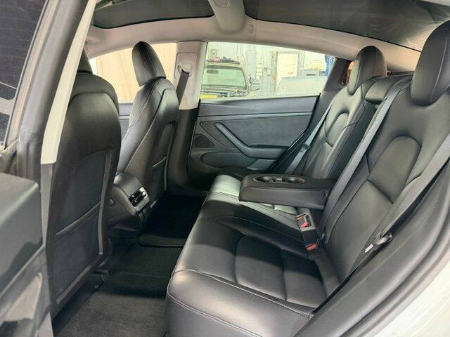 2020 Tesla Model 3 Standard Range Plus