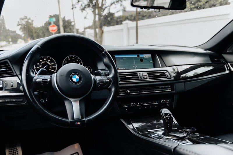 2016 BMW 5 Series 550i xDrive