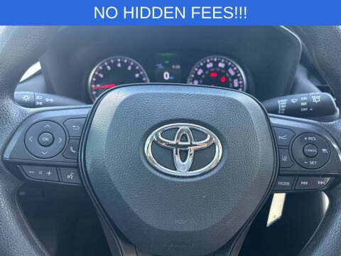 2022 Toyota RAV4 LE