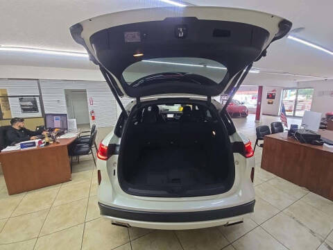 2020 Infiniti QX50 Essential