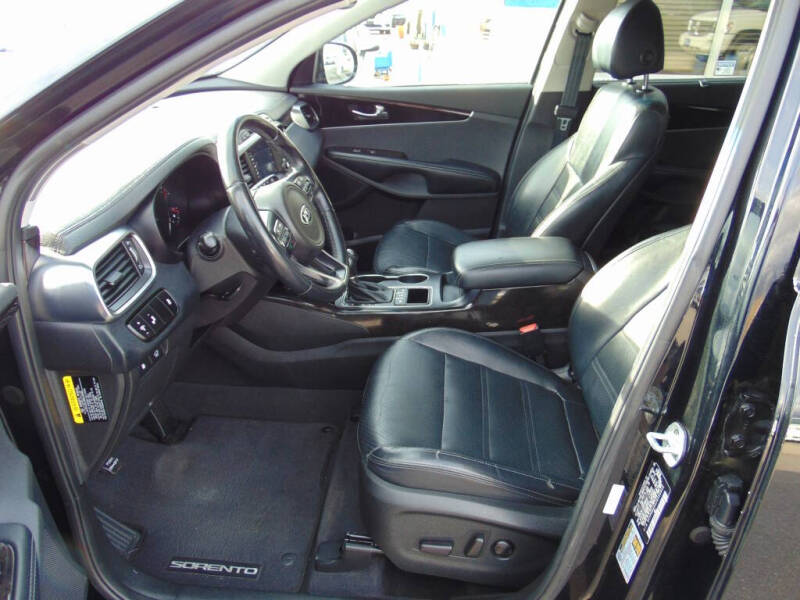 2018 Kia Sorento EX V6