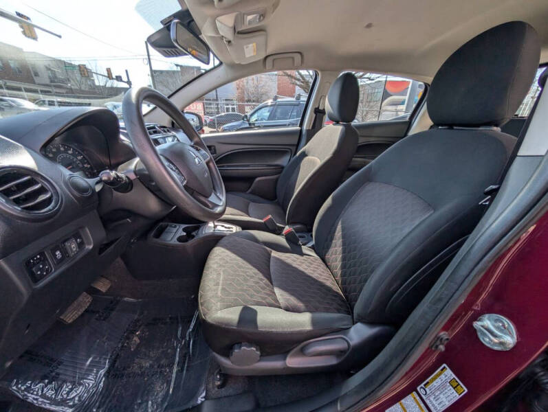 2022 Mitsubishi Mirage ES