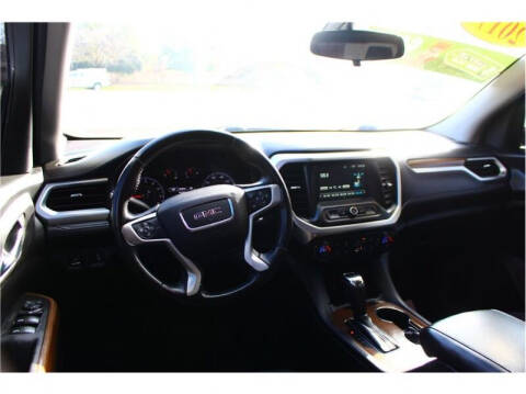 2017 GMC Acadia SLE-1