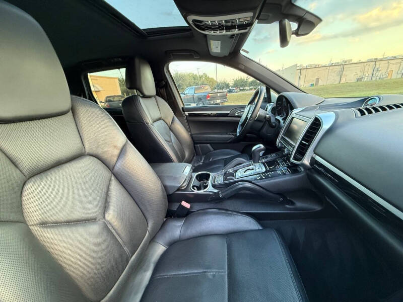 2012 Porsche Cayenne Tiptronic