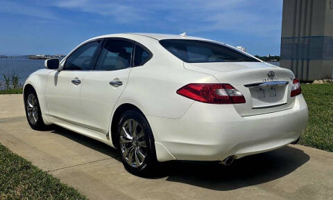 2012 Infiniti M37