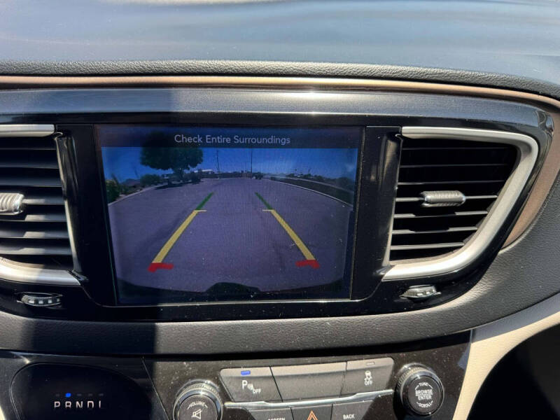 2017 Chrysler Pacifica