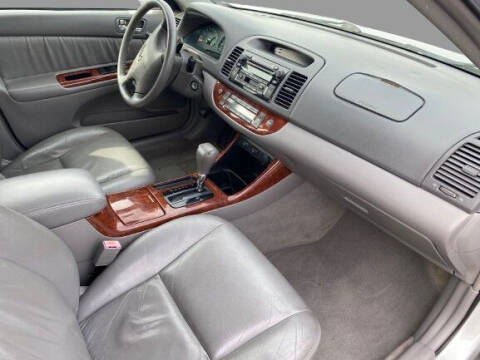 2003 Toyota Camry LE V6