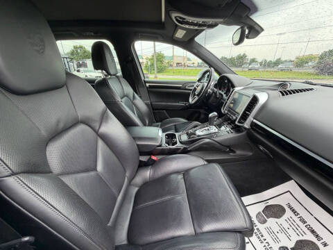 2017 Porsche Cayenne