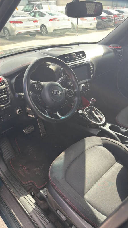 2018 Kia Soul +