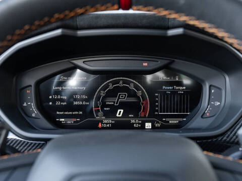 2023 Lamborghini Urus Performante