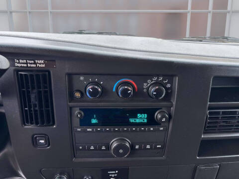2024 GMC Savana 2500