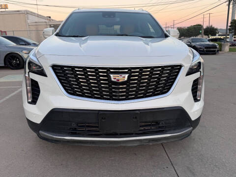 2022 Cadillac XT4 Premium Luxury