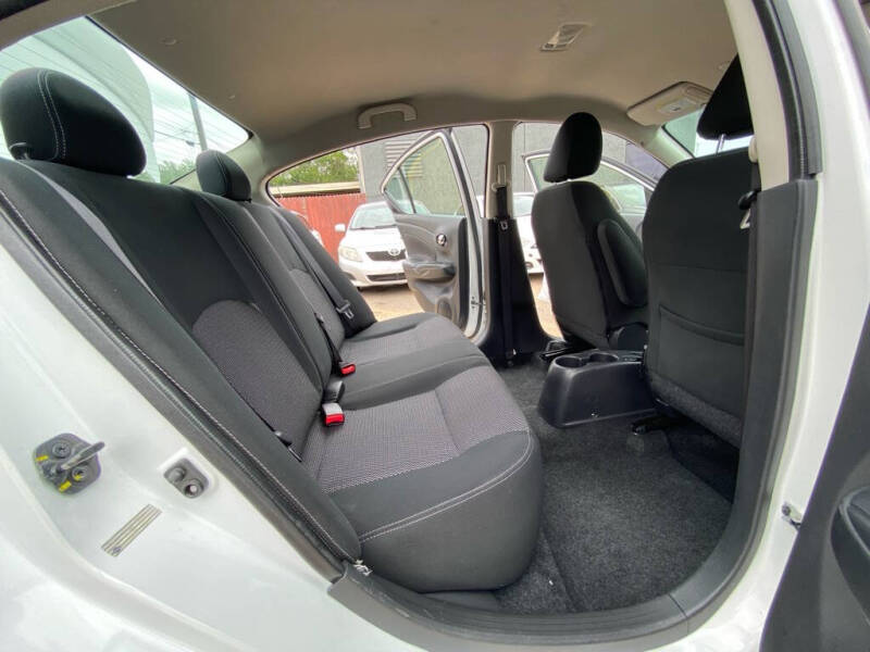 2018 Nissan Versa