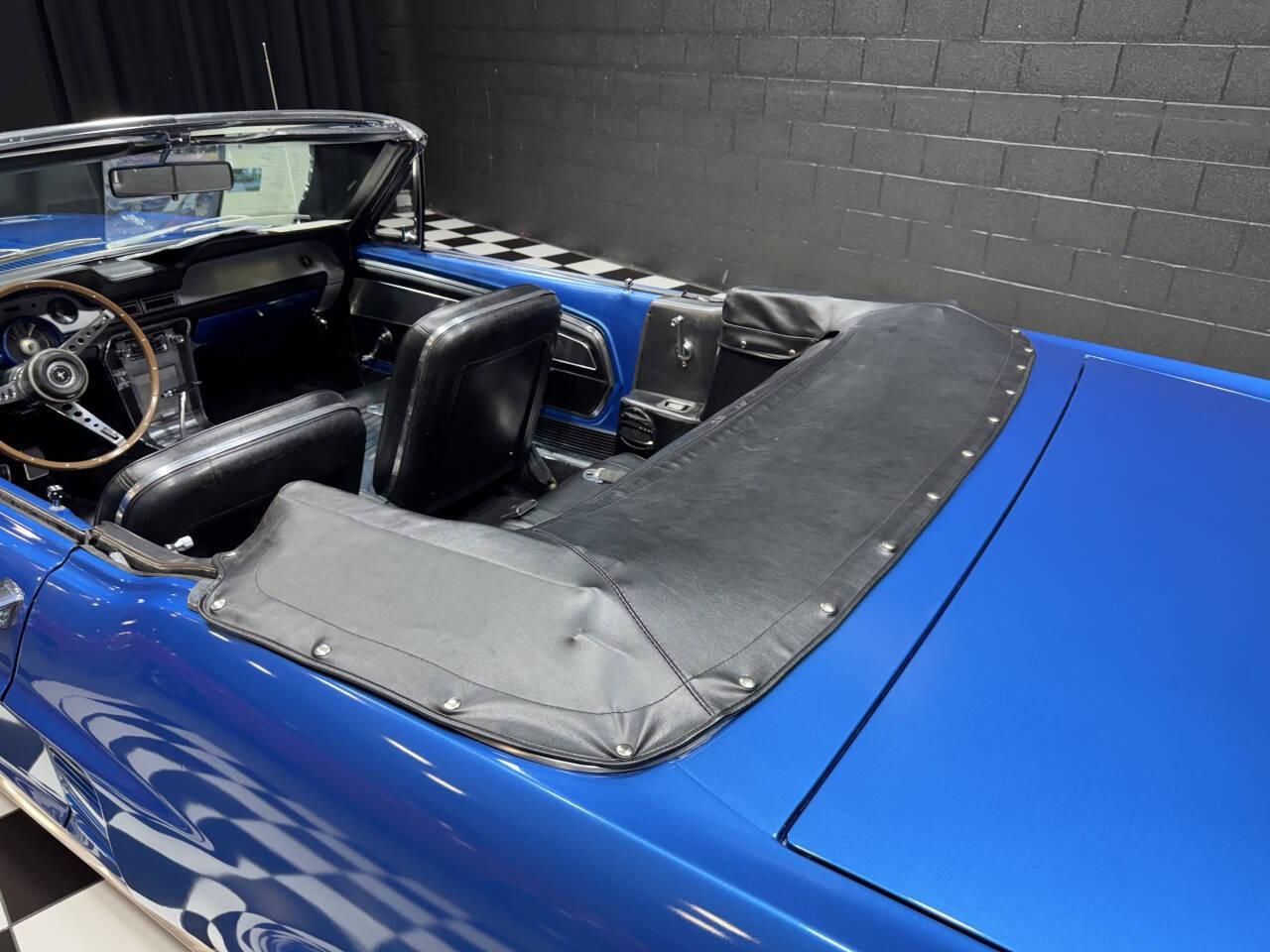 1967 Ford Mustang 26