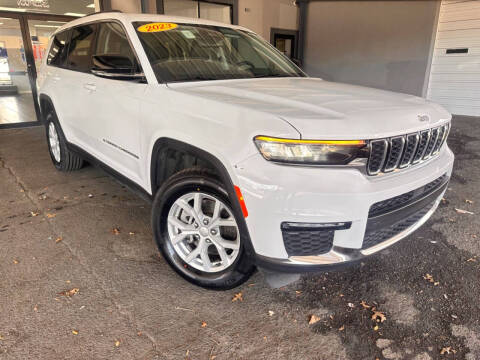 2023 Jeep Grand Cherokee L for sale at Auto Center NJ Inc in Orange NJ