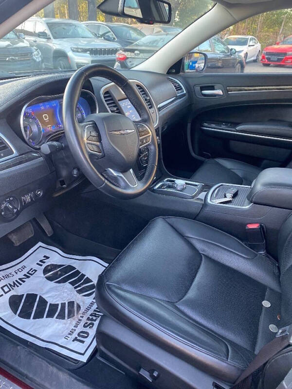 2021 Chrysler 300 Touring L