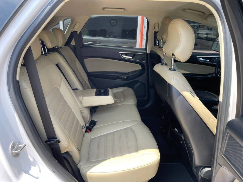 2017 Ford Edge SEL