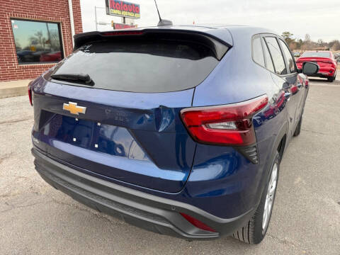 2024 Chevrolet Trax LS